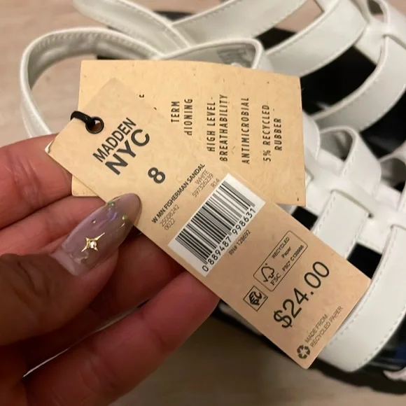Madden NYC NWT Women's Chunky White Black Fisherman Sandals Woman’s 8 - Picture 5 of 5